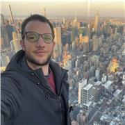 Studente impartisce lezioni private su tutte le materie agli studenti fino alla seconda superiore